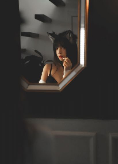 撕开她的乳罩慢慢揉捏吻视频_剧情片电影全集观看
